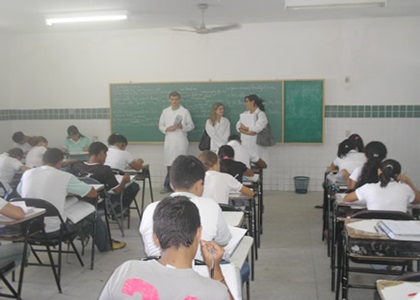 Ação na Escola Estadual Raul Cordula.