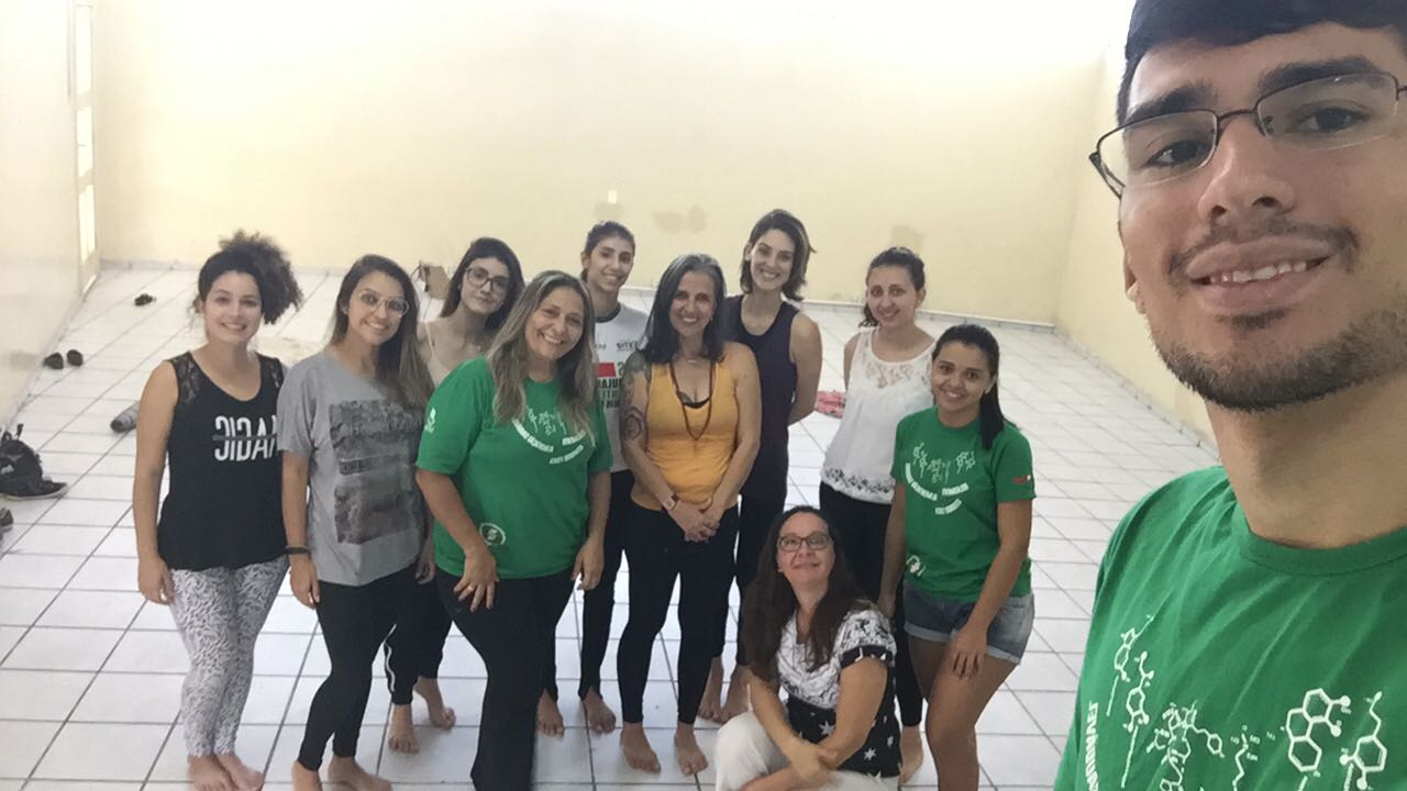 Aula de yoga realizada no dia 20/06/2018